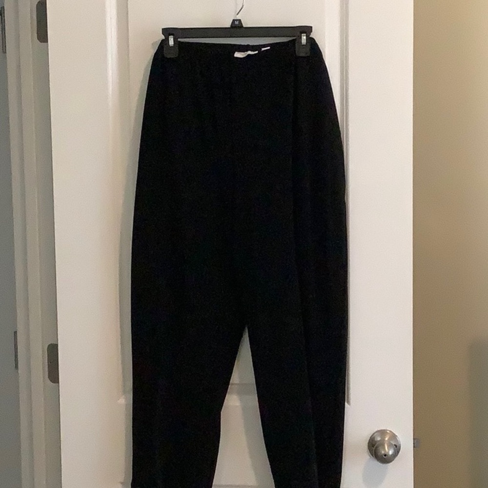 Susan Graver Black crepe Pants